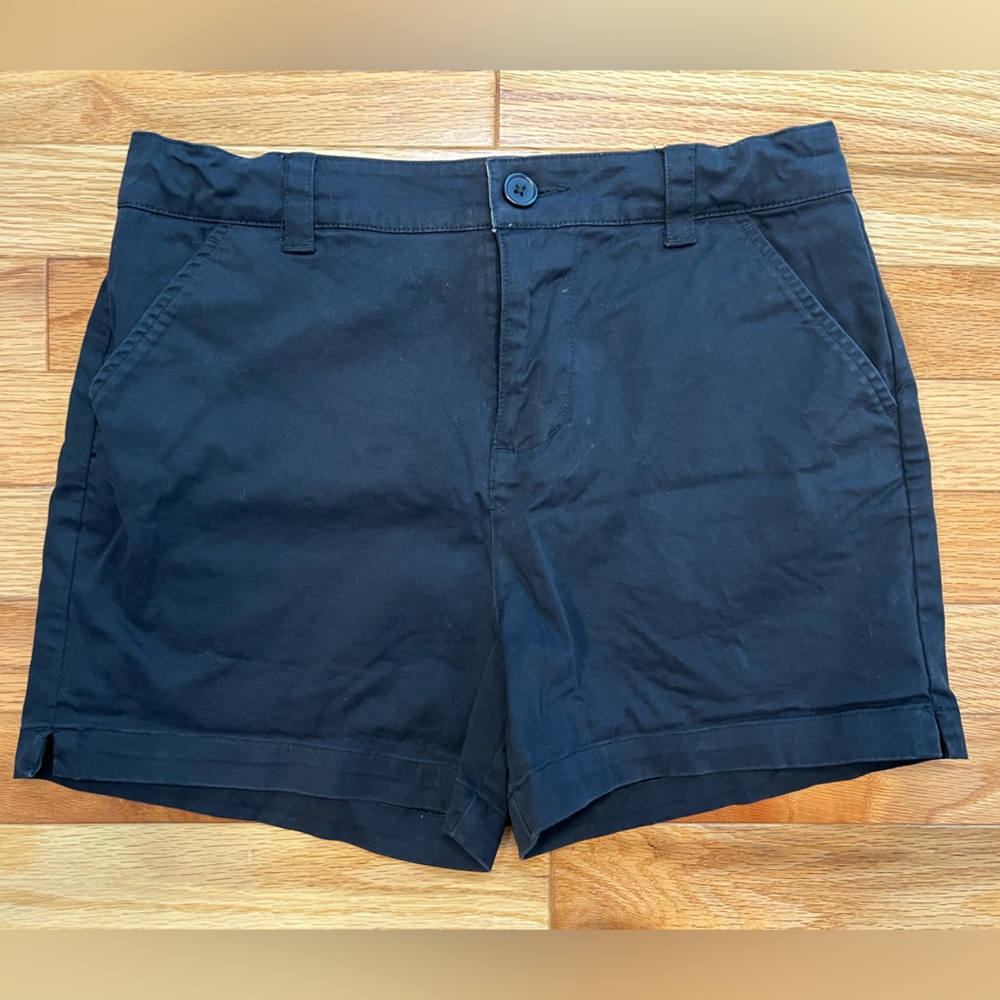 Crown & Ivy Kids - Girls black shorts, size 16. Like new!